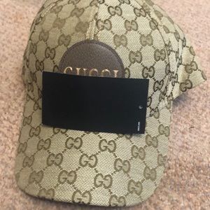 GG HAT